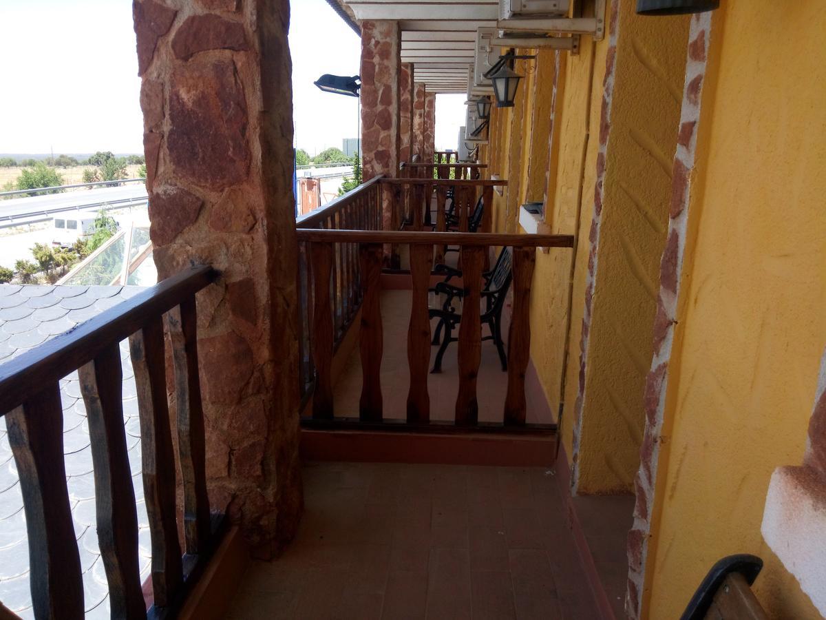Hostal Sierra De Baza Extérieur photo